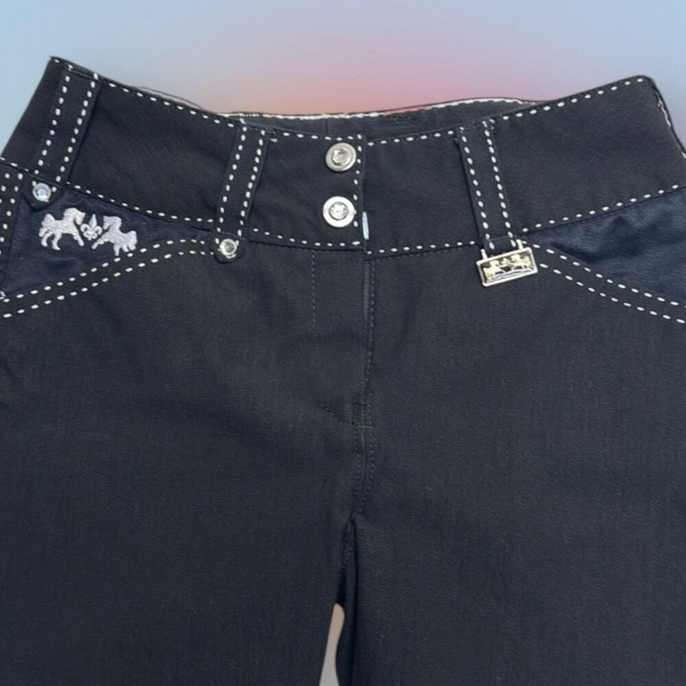 Stylish Black Women's Stretch Pants with Contrast Stitching